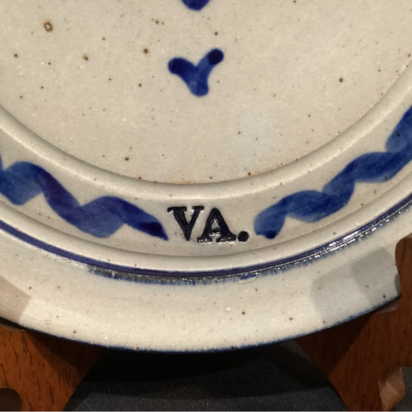 Vintage - Ceramic Heart Plate - Sterling VA. - By Essig 3/98 engraved on reverse - Picture 4 of 9